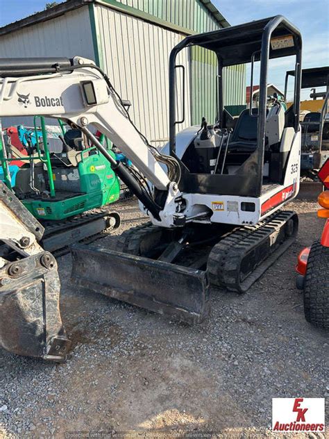 2000 bobcat 325 mini excavator|bobcat 325 excavator specs.